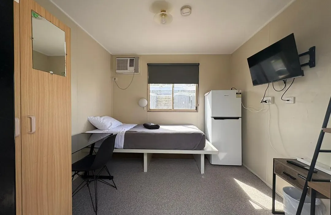 Mycow Accommodation Mackay-1