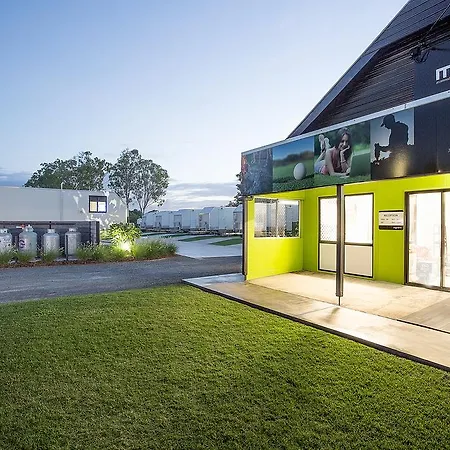 Mycow Accommodation Mackay-2
